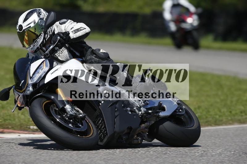 /Archiv-2024/29 12.06.2024 MOTO.CH Track Day ADR/Gruppe rot/26-1